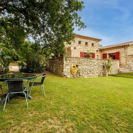 Prázdninový dům Le Mas Des Chenes - Maison Avec Piscine Privee